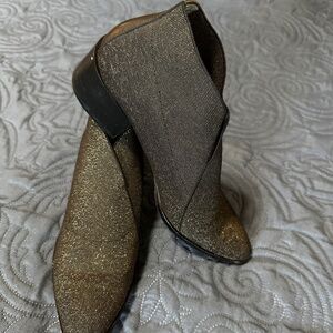 Donald Pliner Booties